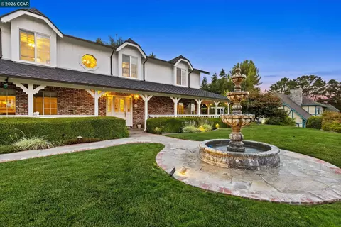 Exterior - 7080 Inclined Pl, Dublin, CA 94568 photo 12 of 17
