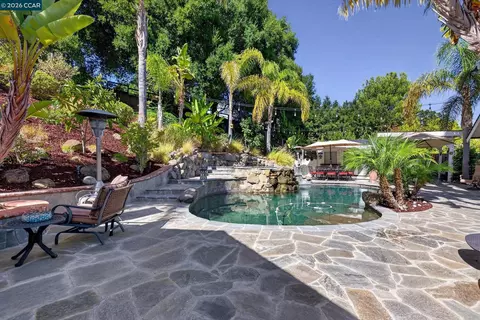 Exterior - 7080 Inclined Pl, Dublin, CA 94568 photo 2 of 17