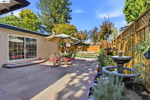 Exterior - 4055 Jensen St, Pleasanton, CA 94566 photo 6 of 9