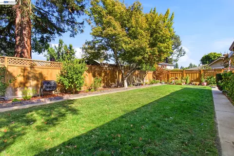 Exterior - 4055 Jensen St, Pleasanton, CA 94566 photo 9 of 9