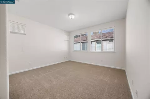 Bedroom - 570 Terrano Ct, Fairfield, CA 94534 photo 6 of 7