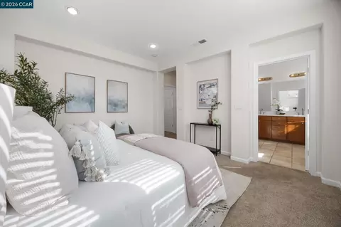 Bedroom - 570 Terrano Ct, Fairfield, CA 94534 photo 5 of 7