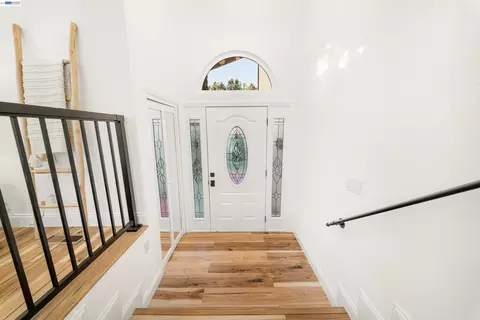 Entry Way - 1140 Gilbert Ct, Fremont, CA 94536 photo 5 of 5