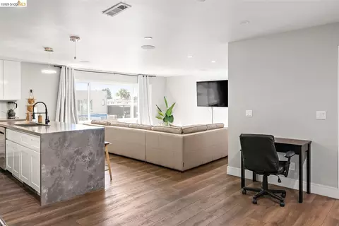 Other - 464 E 14th St, San Leandro, CA 94577 photo 3 of 35