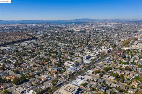 View/Area - 464 E 14th St, San Leandro, CA 94577 photo 4 of 6