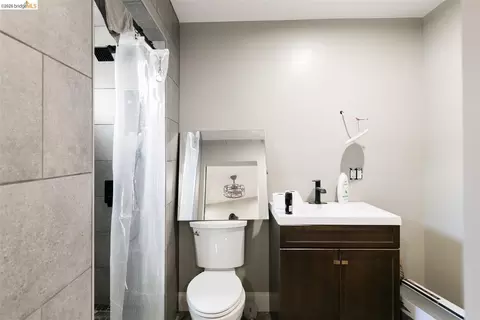 Bath - 464 E 14th St, San Leandro, CA 94577 photo 1 of 4