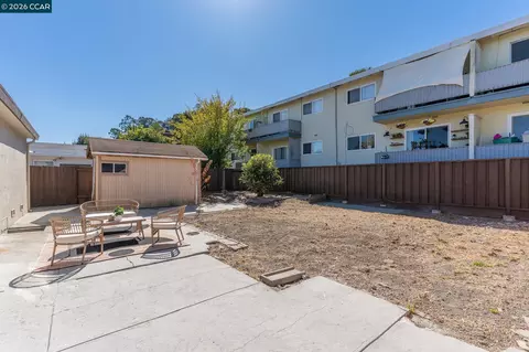 Exterior - 160 Tennent Ave, Pinole, CA 94564 photo 12 of 13
