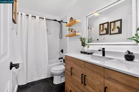 Bath - 160 Tennent Ave, Pinole, CA 94564 photo 1 of 3