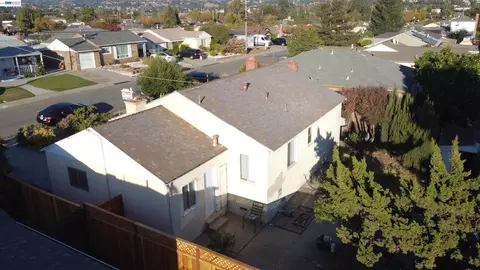 View/Area - 2223 Lessley Ave, Castro Valley, CA 94546 photo 9 of 10