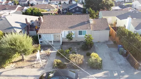 View/Area - 2223 Lessley Ave, Castro Valley, CA 94546 photo 2 of 10