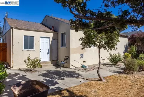 Exterior - 2223 Lessley Ave, Castro Valley, CA 94546 photo 6 of 6