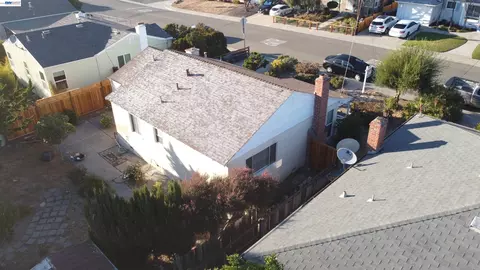 View/Area - 2223 Lessley Ave, Castro Valley, CA 94546 photo 8 of 10