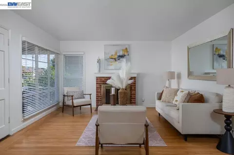 Living - 2223 Lessley Ave, Castro Valley, CA 94546 photo 1 of 3