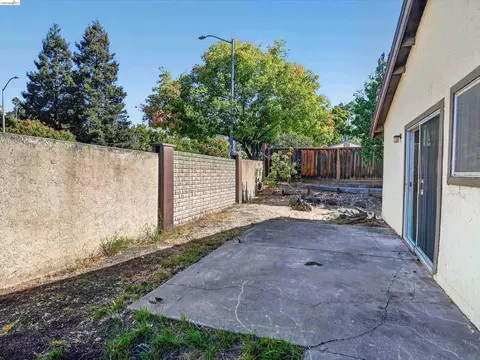 Exterior - 44508 Japala Pl, Fremont, CA 94539 photo 7 of 12