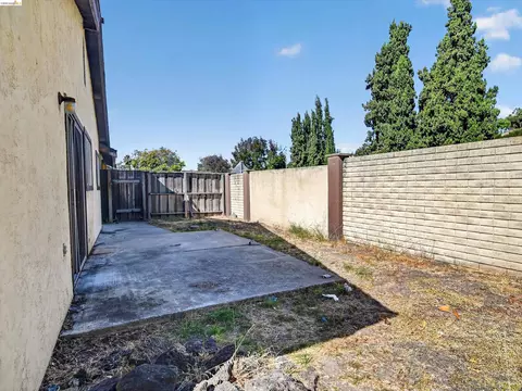 Exterior - 44508 Japala Pl, Fremont, CA 94539 photo 8 of 12