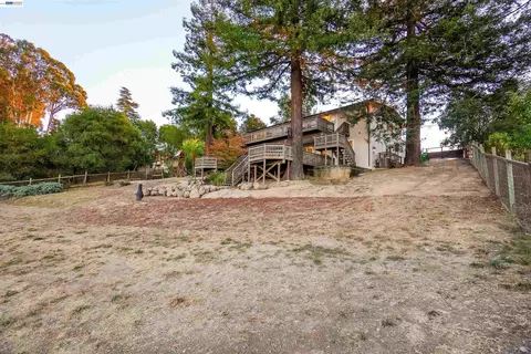 Exterior - 26700 Fairview Ave, Hayward, CA 94542 photo 34 of 37