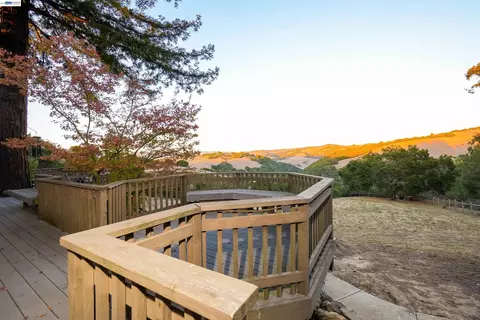 Exterior - 26700 Fairview Ave, Hayward, CA 94542 photo 11 of 37