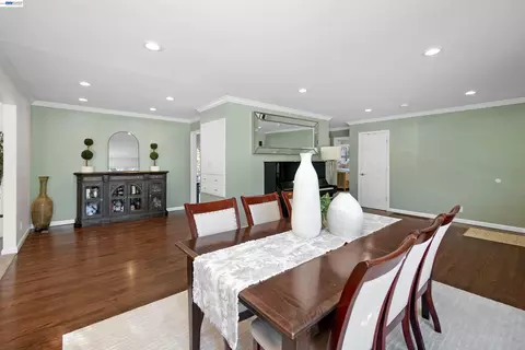 Dining - 26700 Fairview Ave, Hayward, CA 94542 photo 2 of 7