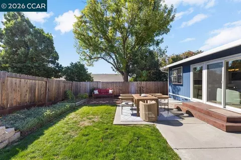 Exterior - 3632 Dormer Ave, Concord, CA 94519 photo 8 of 11