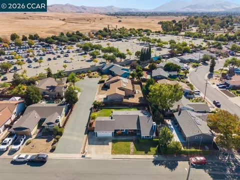 View/Area - 3632 Dormer Ave, Concord, CA 94519 photo 2 of 6
