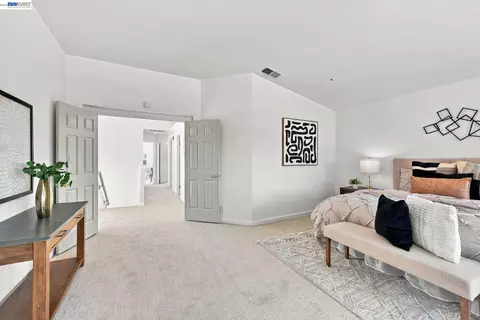 Entry Way - 32409 Seaside Dr, Union City, CA 94587 photo 6 of 6