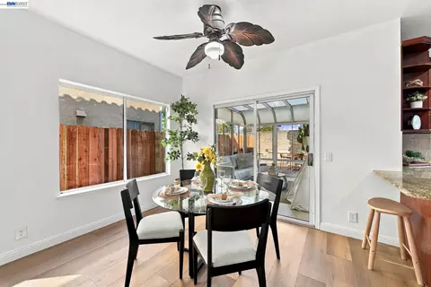 Dining - 32409 Seaside Dr, Union City, CA 94587 photo 5 of 5