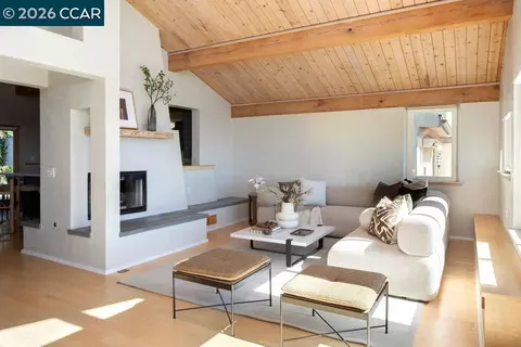 Living - 1046 Amito Dr, Berkeley, CA 94705 photo 3 of 3