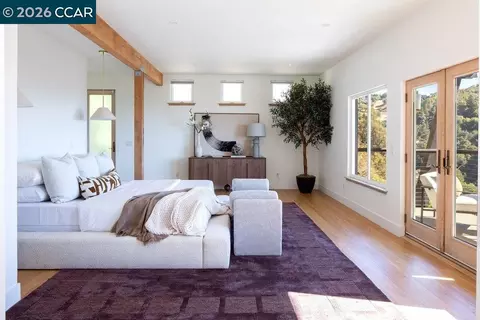 Bedroom - 1046 Amito Dr, Berkeley, CA 94705 photo 1 of 7