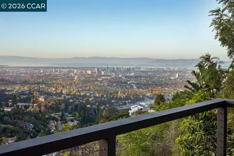 View/Area - 1046 Amito Dr, Berkeley, CA 94705 photo 3 of 7