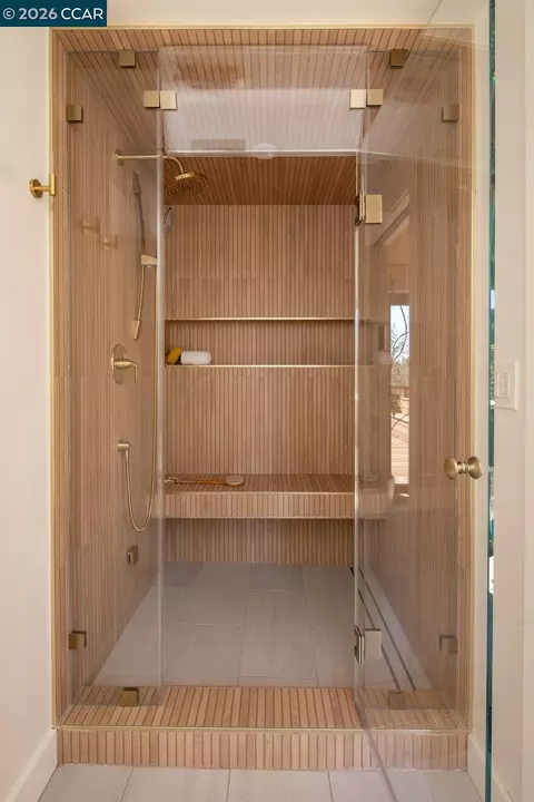 Bath - 1046 Amito Dr, Berkeley, CA 94705 photo 4 of 4