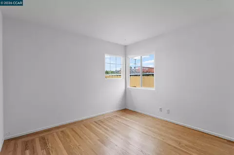 Bedroom - 1613 Manor Blvd, San Leandro, CA 94579 photo 1 of 5