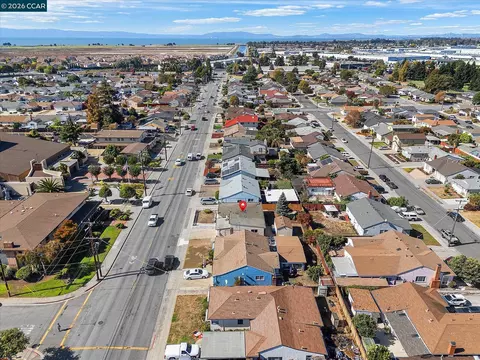 View/Area - 1613 Manor Blvd, San Leandro, CA 94579 photo 5 of 5