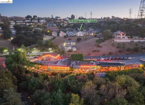 View/Area - 104 Bridgeview Ct, Crockett, CA 94525 photo 3 of 7