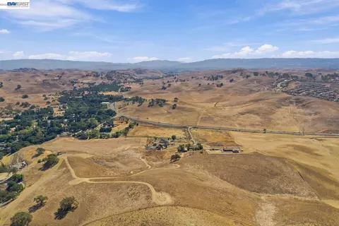 1201 Finley Rd, San Ramon, CA 94583