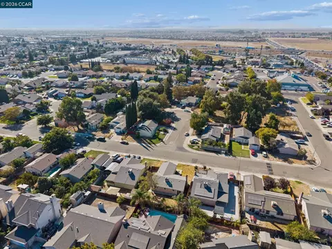 View/Area - 15102 Ryhiner Ln, Lathrop, CA 95330 photo 9 of 13