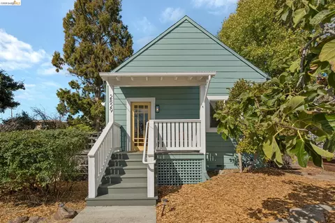 2829 Morcom Ave, Oakland, CA 94619
