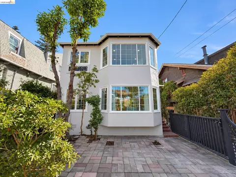 2627 College Ave, Berkeley, CA 94704