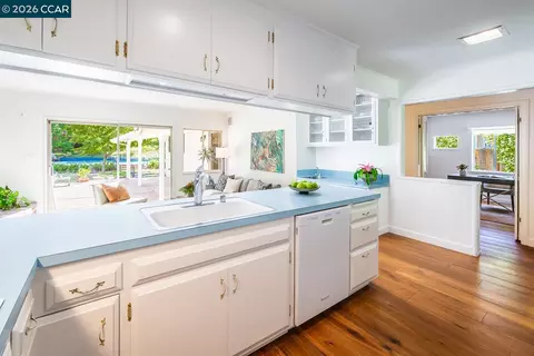 Kitchen - 1035 Upper Happy Valley Rd, Lafayette, CA 94549 photo 5 of 5