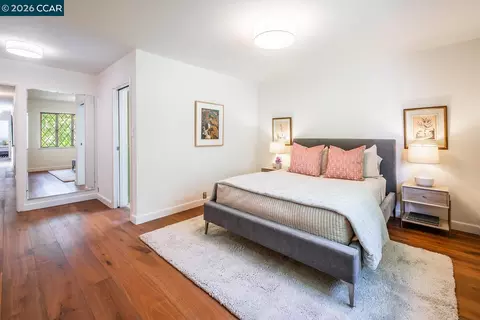 Bedroom - 1035 Upper Happy Valley Rd, Lafayette, CA 94549 photo 2 of 6