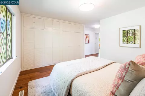 Bedroom - 1035 Upper Happy Valley Rd, Lafayette, CA 94549 photo 3 of 6