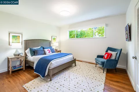 Bedroom - 1035 Upper Happy Valley Rd, Lafayette, CA 94549 photo 4 of 6