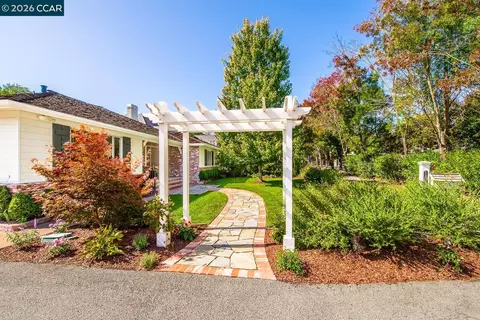 Exterior - 1035 Upper Happy Valley Rd, Lafayette, CA 94549 photo 1 of 22
