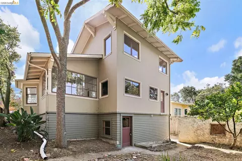 Exterior - 1863 Tacoma Ave, Berkeley, CA 94707 photo 7 of 8