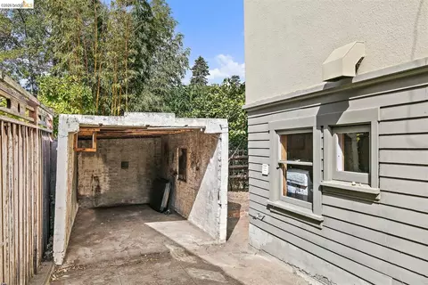 Exterior - 1863 Tacoma Ave, Berkeley, CA 94707 photo 8 of 8