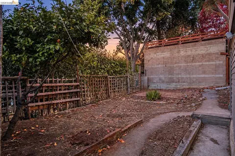 Exterior - 1863 Tacoma Ave, Berkeley, CA 94707 photo 6 of 8