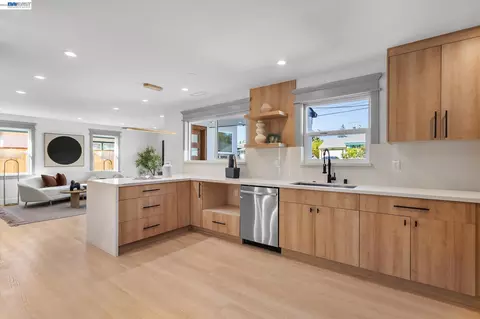 Kitchen - 4247 Gem Ave, Castro Valley, CA 94546 photo 11 of 11