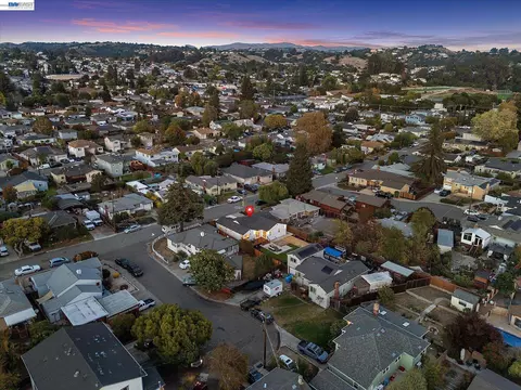 View/Area - 4247 Gem Ave, Castro Valley, CA 94546 photo 14 of 20