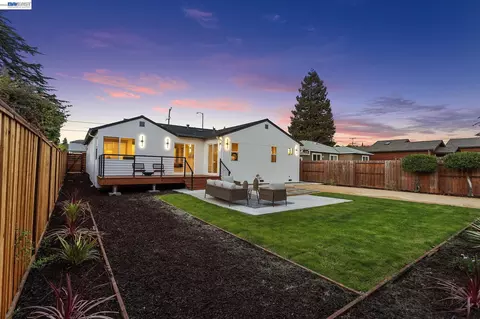 Exterior - 4247 Gem Ave, Castro Valley, CA 94546 photo 11 of 27