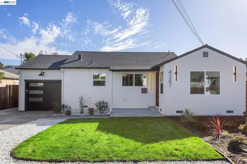 Exterior - 4247 Gem Ave, Castro Valley, CA 94546 photo 5 of 27