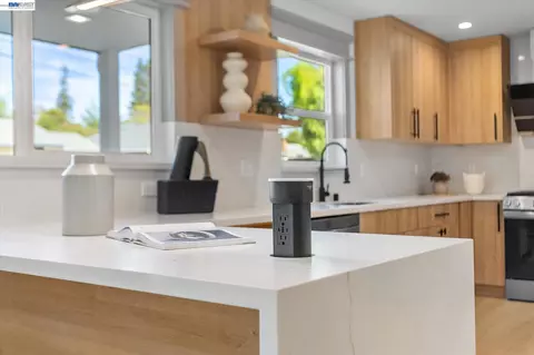 Kitchen - 4247 Gem Ave, Castro Valley, CA 94546 photo 2 of 11